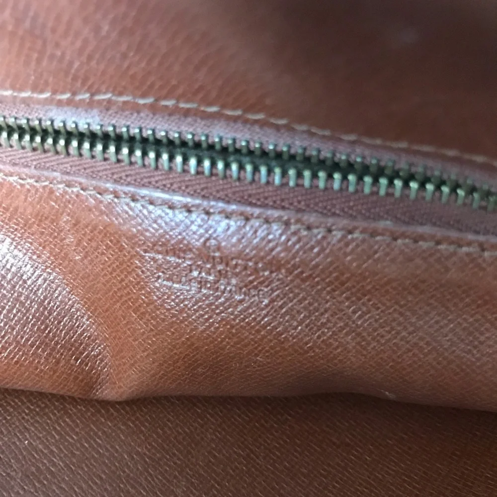 Louis Vuitton Crossbody Bag - Picture 9 of 13